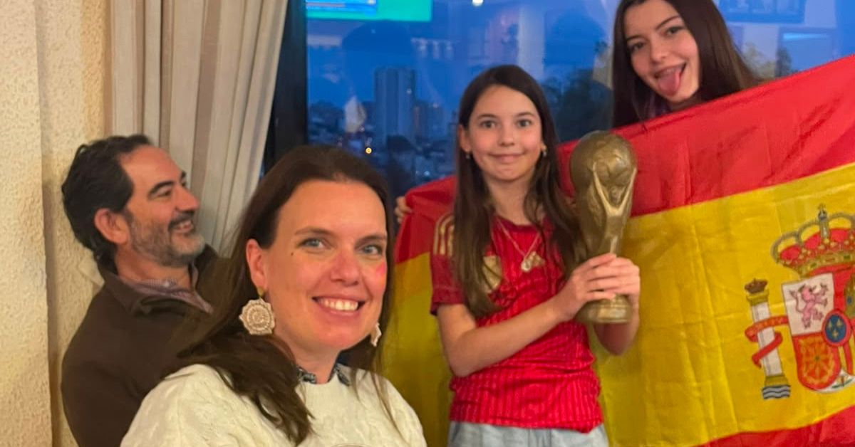 España se corona campeona del mundo y el Estadio Español lo vivió junto a su comunidad